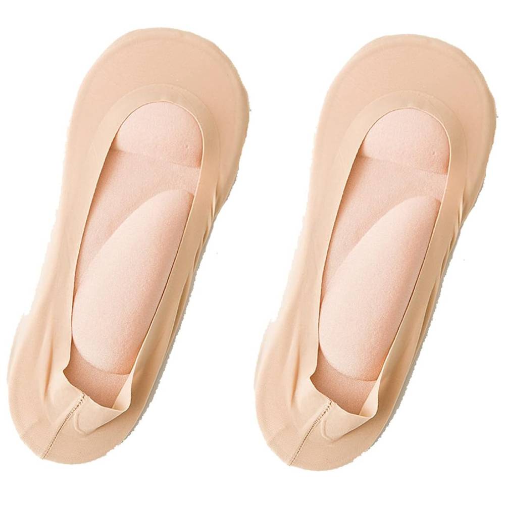 Comfortable women's non-slip yoga & Pilates socks. Arch support and grip enhance stability for active women.