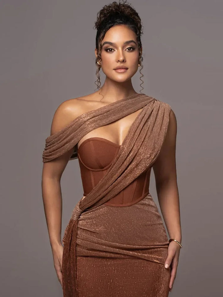 Elegant women's metallic one-shoulder formal dress, ideal for special occasions and red carpet events.