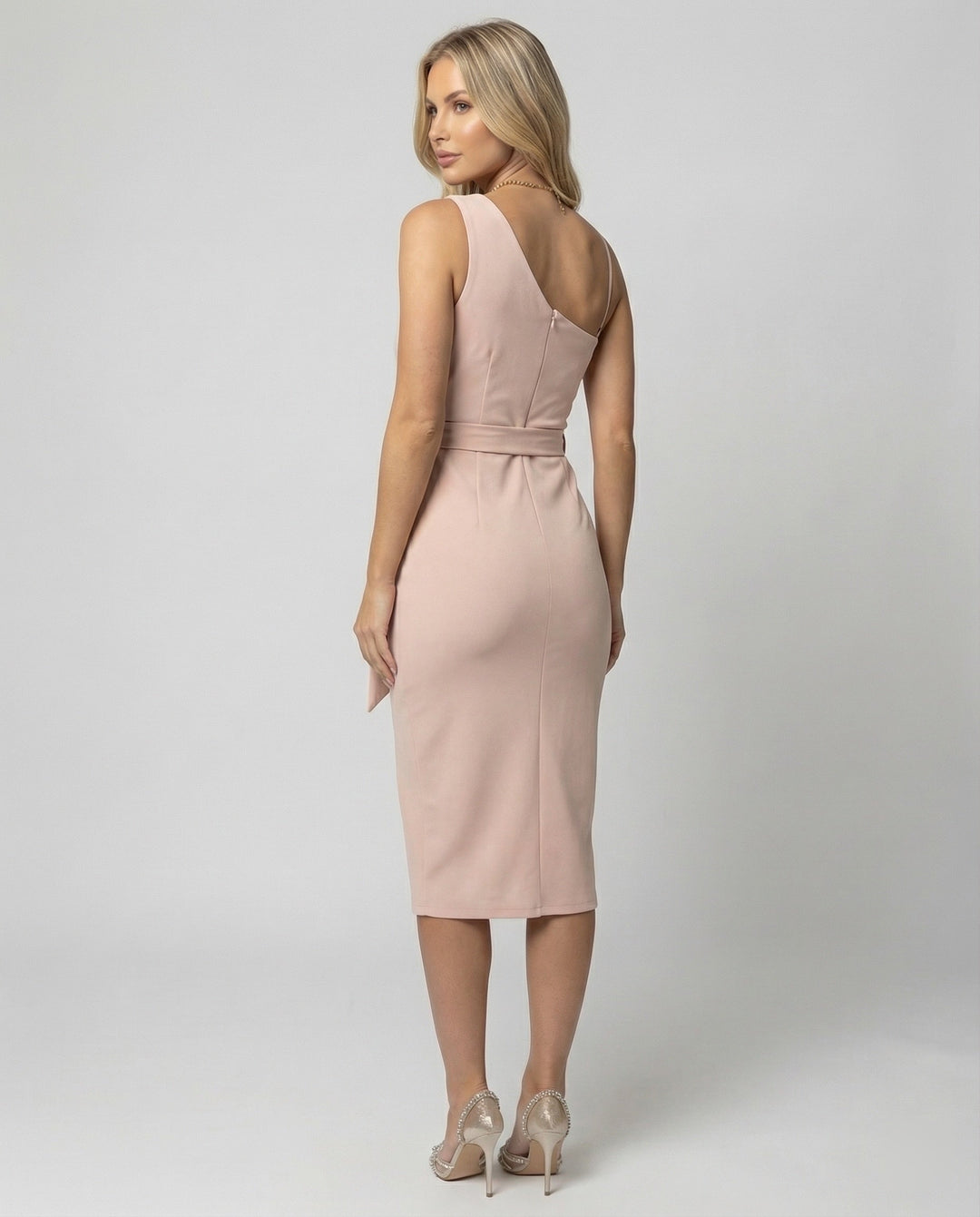 Dazzling women's sequined one-shoulder bodycon dress. The ultimate sparkly party dress for a glamorous entrance.