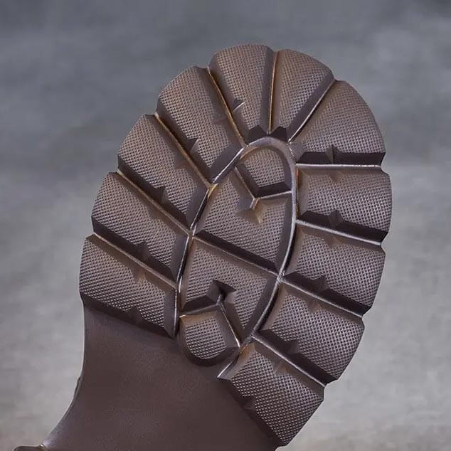 Casual women's orthopedic boots, providing excellent arch support and comfort for daily activities.