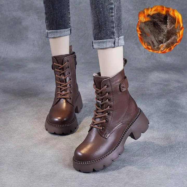 Elegant women's orthopedic boots, ideal for healthy feet & everyday comfort in fall/winter.