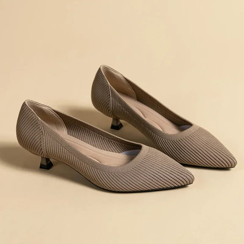 Versatile women's orthopedic heeled sandals, ideal for elegant daily wear.