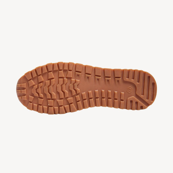 Casual elegant women's loafers with a chic chain detail, ideal for stylish comfort & everyday wear.
