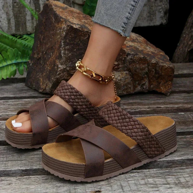 Women's orthopedic platform sandals for ultimate summer comfort with arch support