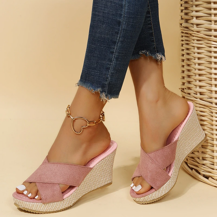 Supportive women's sandals, orthopedic design for arch support. Ideal for foot pain relief & long walks.