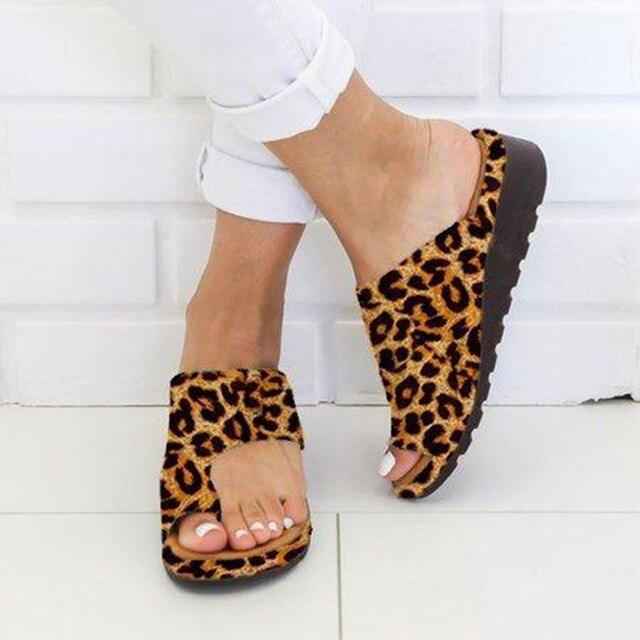 Fashionable women's slip-on orthopedic sandals, designed for toe support, arch comfort & pain relief.