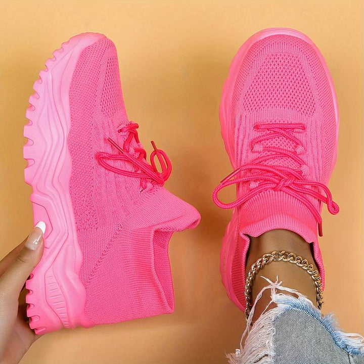 Stylish women's walking shoes, orthopedic design, arch support for stability & comfort. Ideal for daily wear.