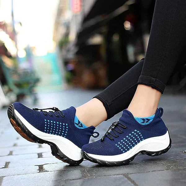 Women's comfort shoes with robust arch support, providing effective plantar fasciitis & foot pain relief.