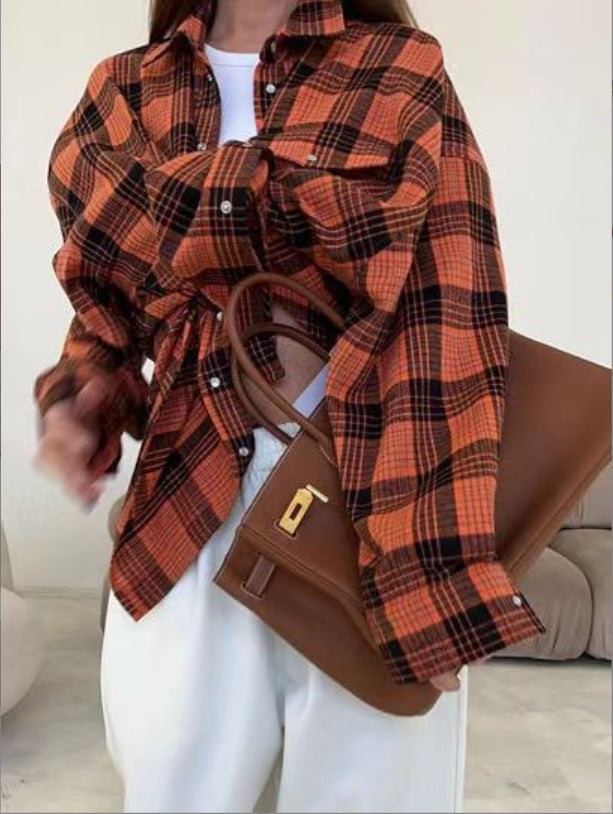 Comfortable women's plaid shirt. Oversized long sleeve button-down blouse, perfect for a relaxed fit and everyday wear.