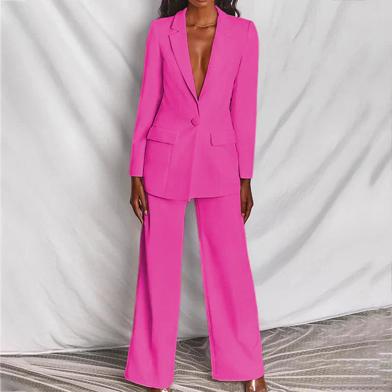 Summer fashion women's suit set: longline blazer & wide-leg trousers in a bright color.