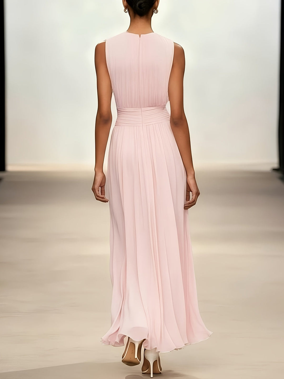 Wedding guest pleated maxi dress for women, elegant ruched waist for formal events.