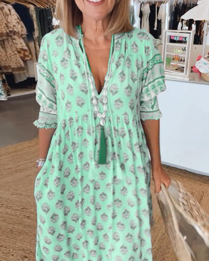 Women's vacation midi dress, printed, V-neck, sleeveless, for a relaxed look