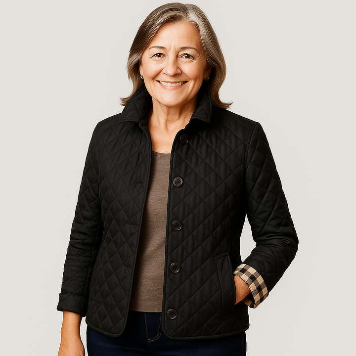 Comfortable women's outerwear: a versatile quilted jacket with collared design