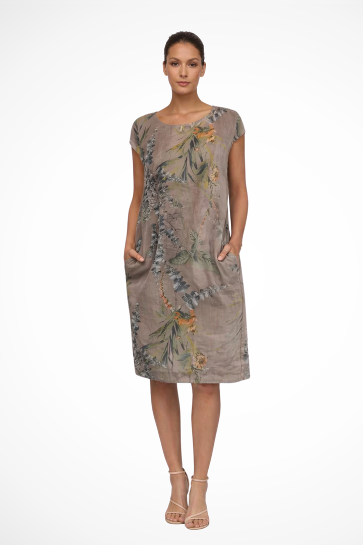Breezy women's botanical print day dress, ideal for summer vacation or spring outings.
