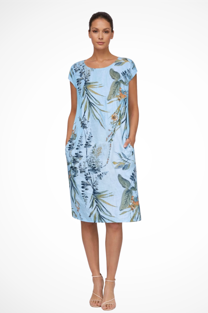 Effortlessly comfortable women's relaxed fit summer dress featuring a stylish botanical print.