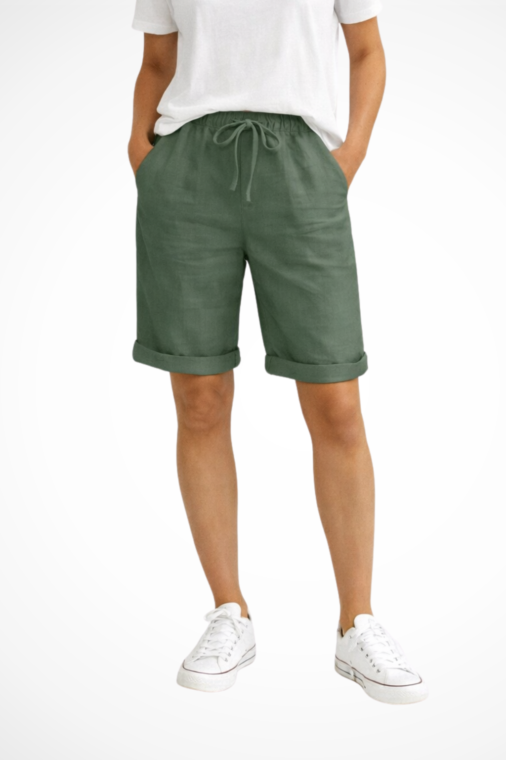 Relaxed fit women's capri trousers, featuring a comfortable drawstring waist and practical pockets.