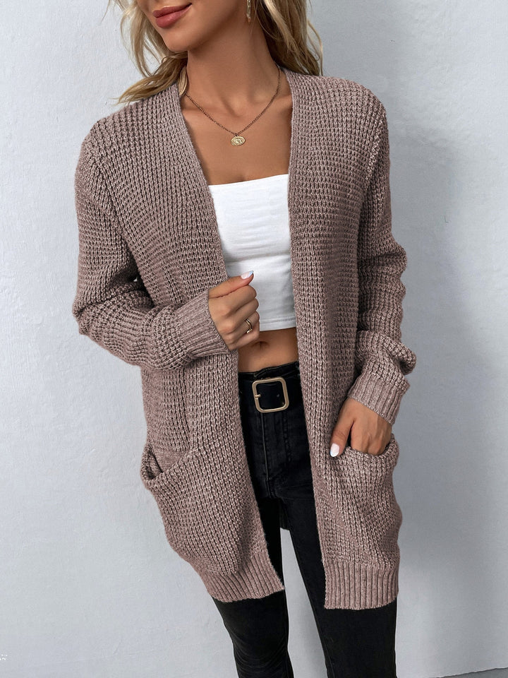 Comfortable women's open front knitwear cardigan, ideal for spring outerwear and relaxed style.