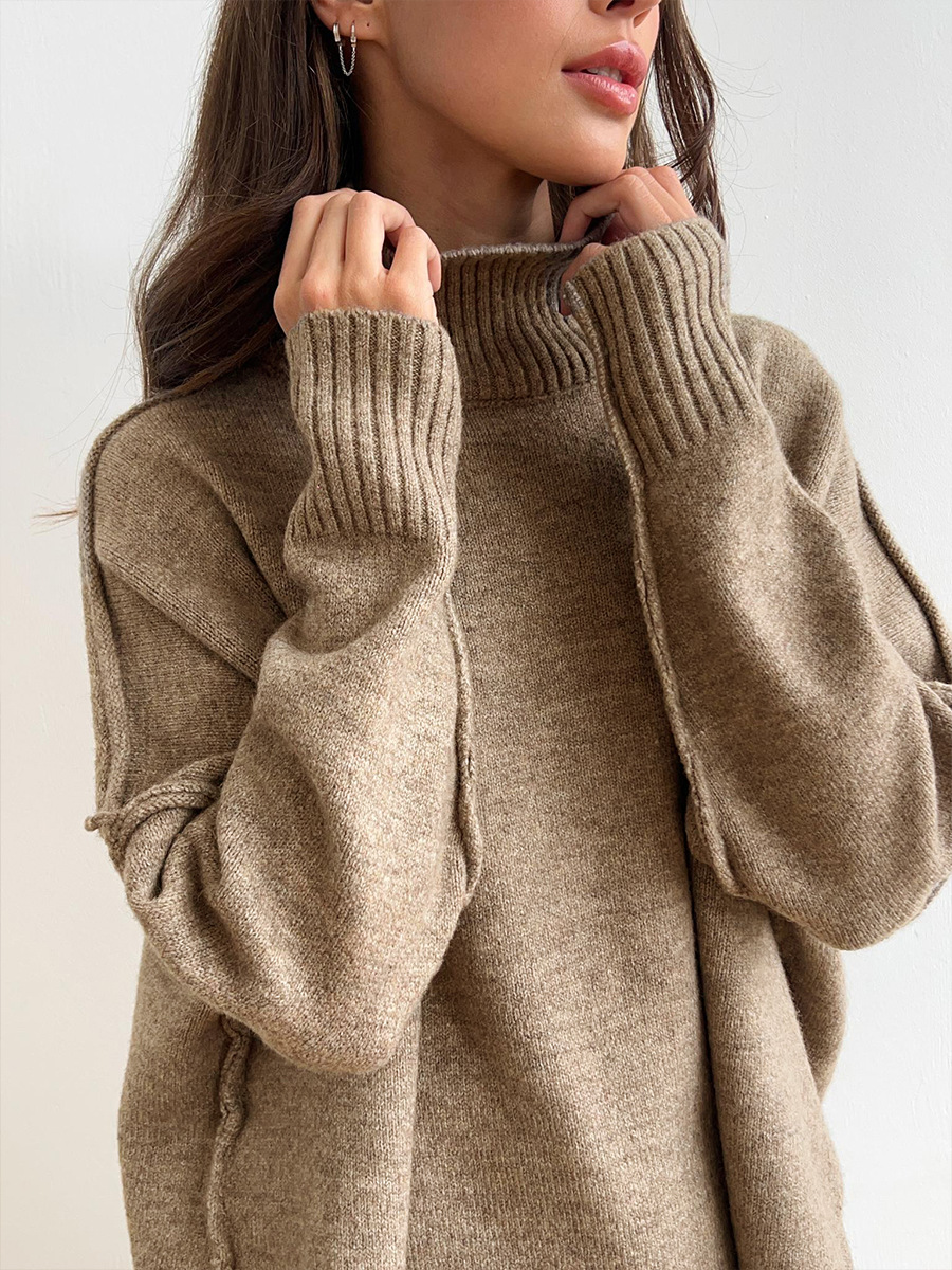 Close-up of the soft fabric texture of a women's relaxed fit spring summer lounge set.