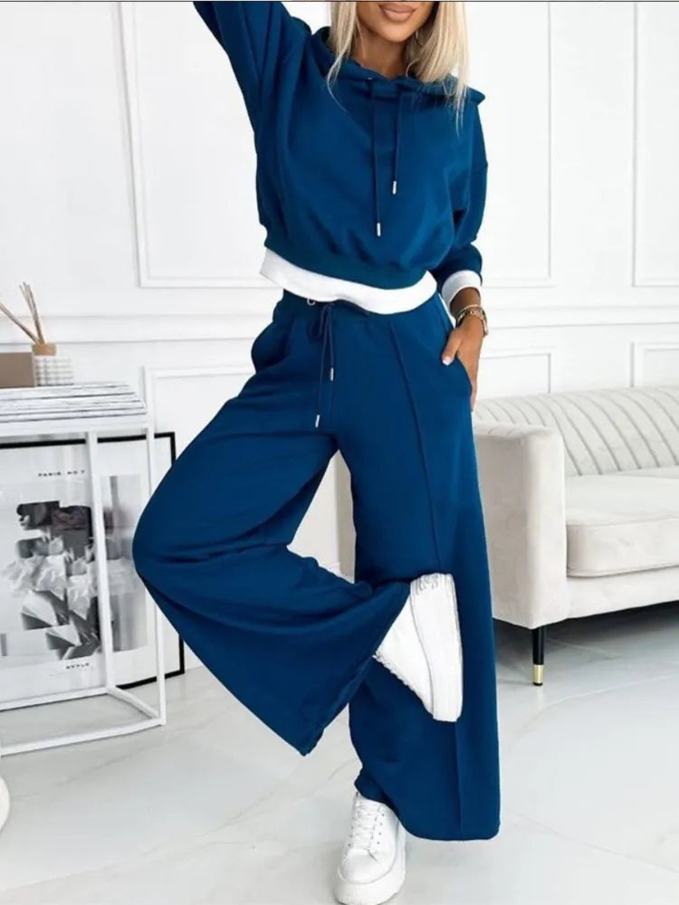 Comfortable women's two-piece set, relaxed fit lounge wear, a must-have for summer outfits