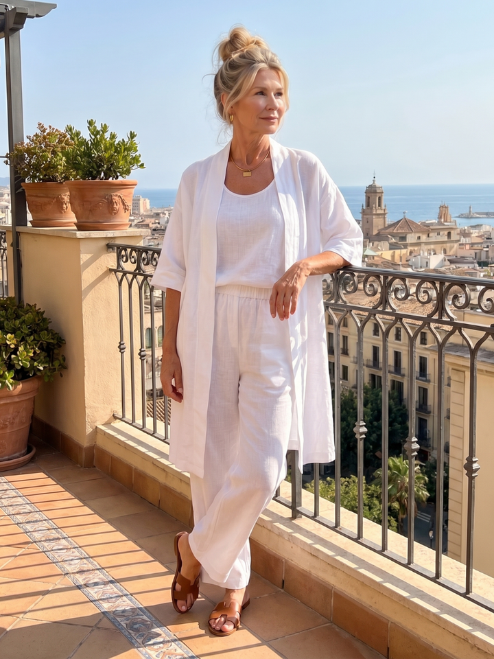 Women's versatile matching set, featuring relaxed wide-leg pants and a comfortable three-piece design.