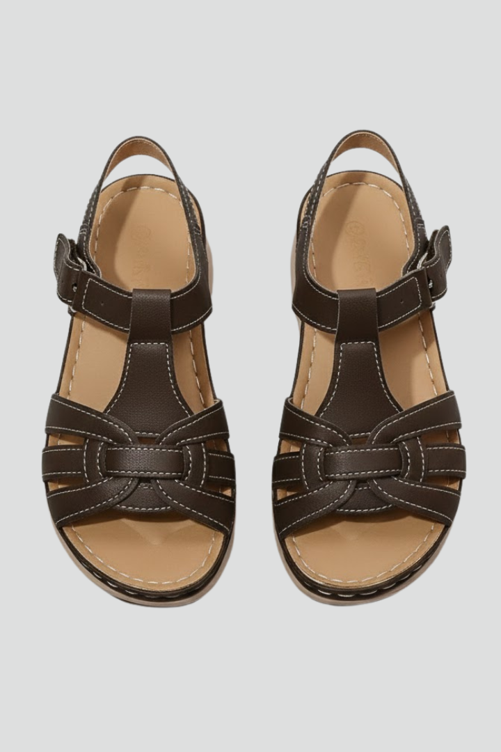 Women's retro buckle strap sandals, ideal for summer casual comfort, in a flat strappy design.