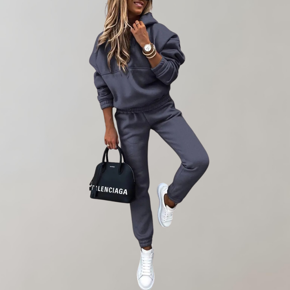 Comfortable women's retro style tracksuit with hood. Solid color long sleeve activewear, great for training & lounging.