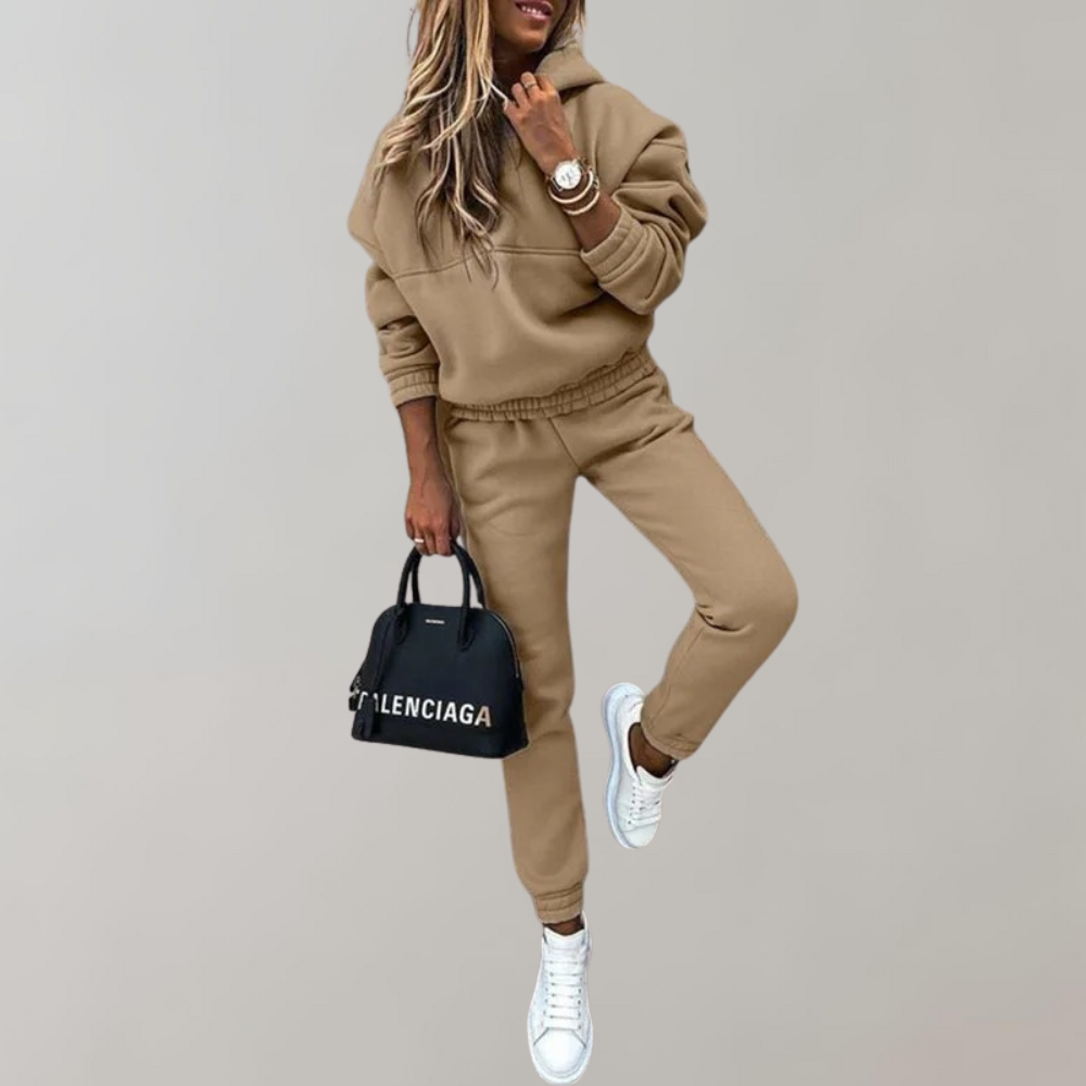 Women's retro style training tracksuit set with hood, long sleeves, perfect for activewear, casual or loungewear.