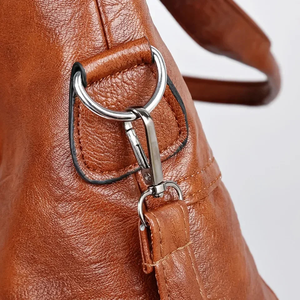 Vintage chic women's tote, a fashionable accessory for any casual outfit.