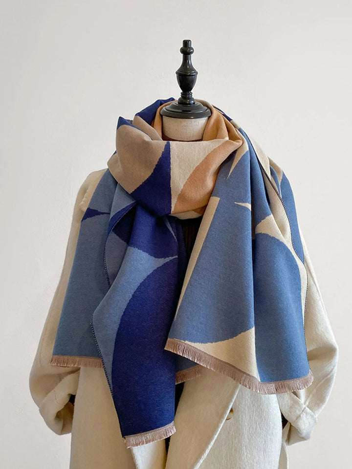 Soft cashmere women's scarf, reversible design for warmth & style. Perfect winter accessory.