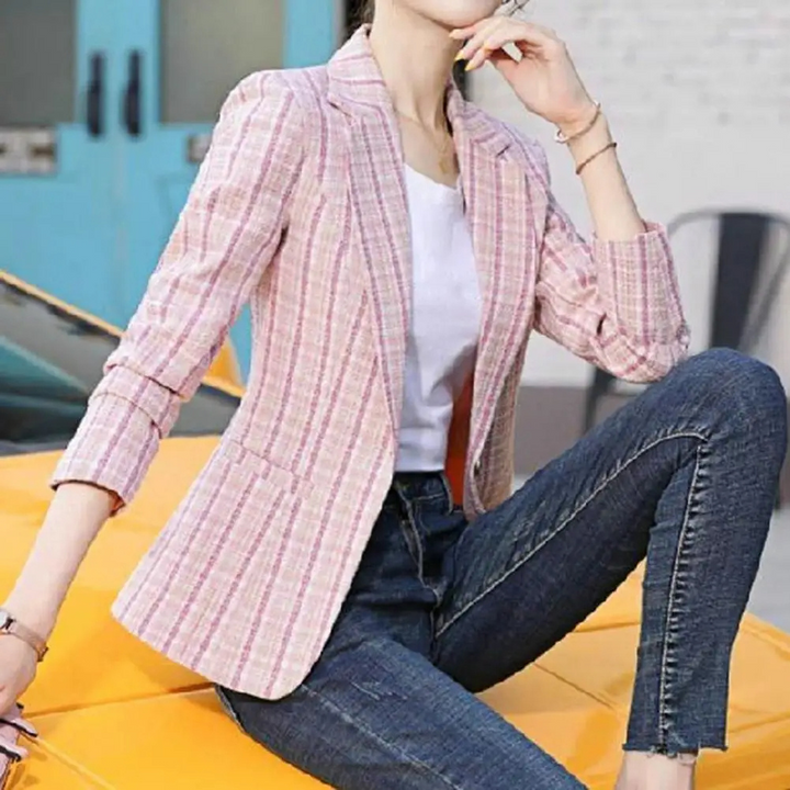 Women's single-button tailored office blazer in a professional style, perfect for business attire and workwear.