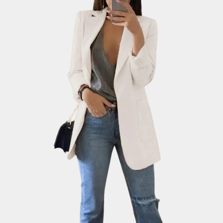 Modern women's elegant longline blazer jacket, a slim fit tailored design perfect for professional & versatile attire.