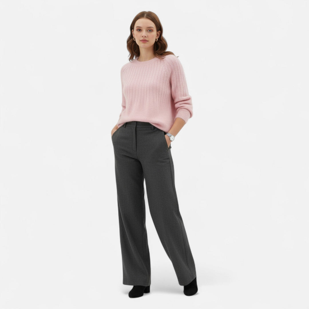 Cozy women's knit pullover, versatile for casual wear or elegant outfits, soft & comfortable.