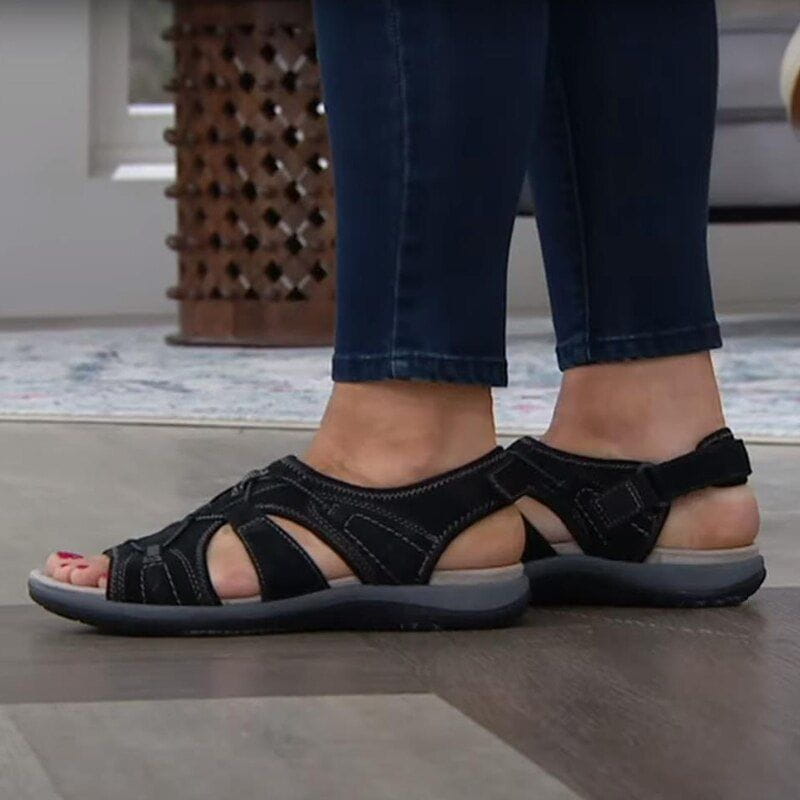 Back view of women's athletic sandals, black with comfortable heel strap