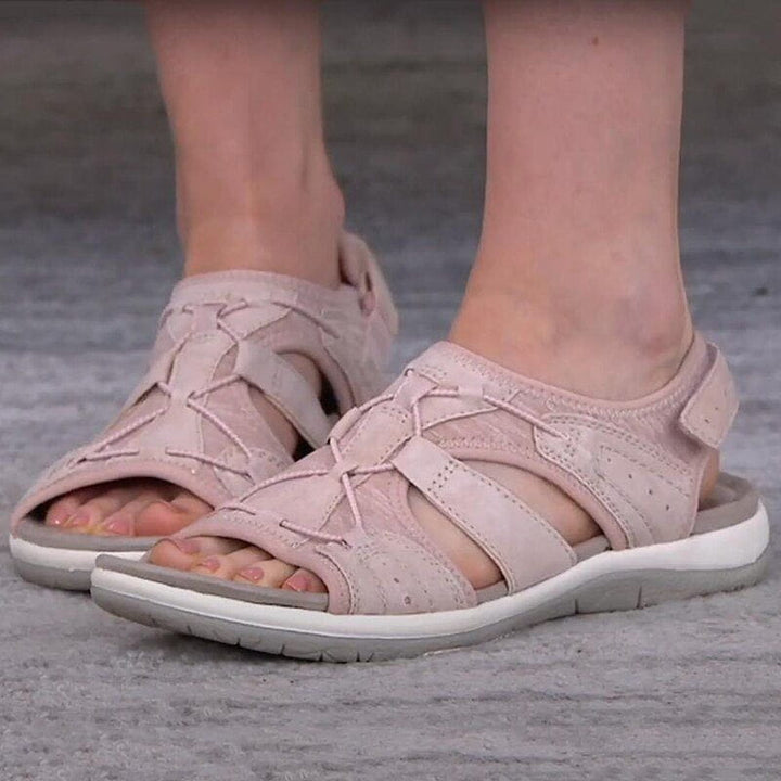 Women's black athletic sandals, designed for all-day comfort and summer wear