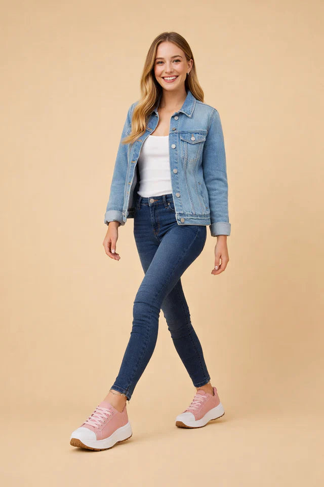 Everyday comfort women's lace-up sneakers, stylish casual footwear for any outfit.