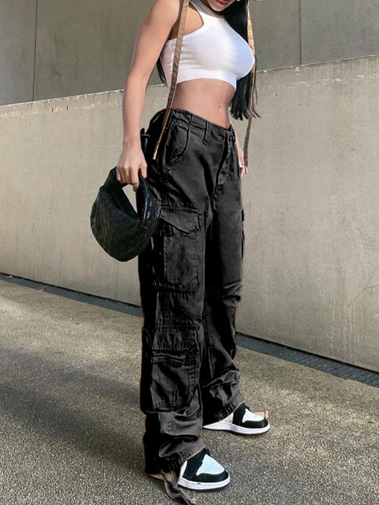 Relaxed fit wide leg cargo pants for women, offering comfort & style with multiple utility pockets, all-season wear.