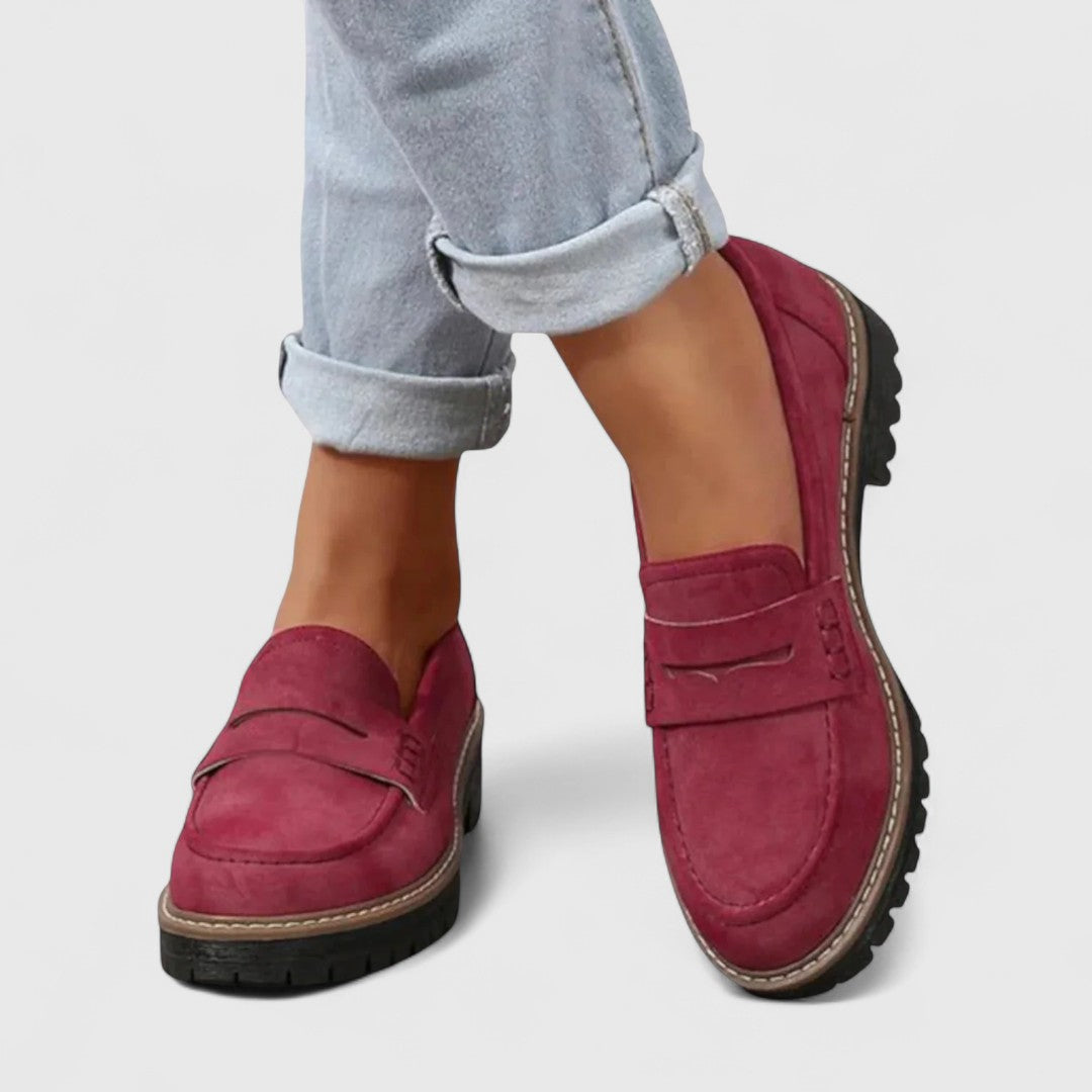 Top view of women's comfortable orthopedic walking loafers, emphasizing the spacious toe box and ergonomic fit.