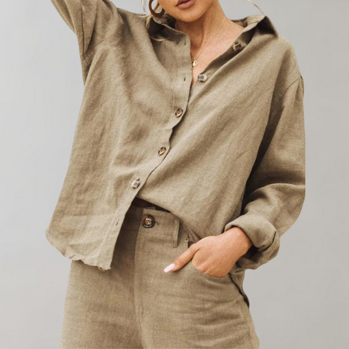 Loose fit women's vintage top in linen blend fabric, button-down design for summer fashion.