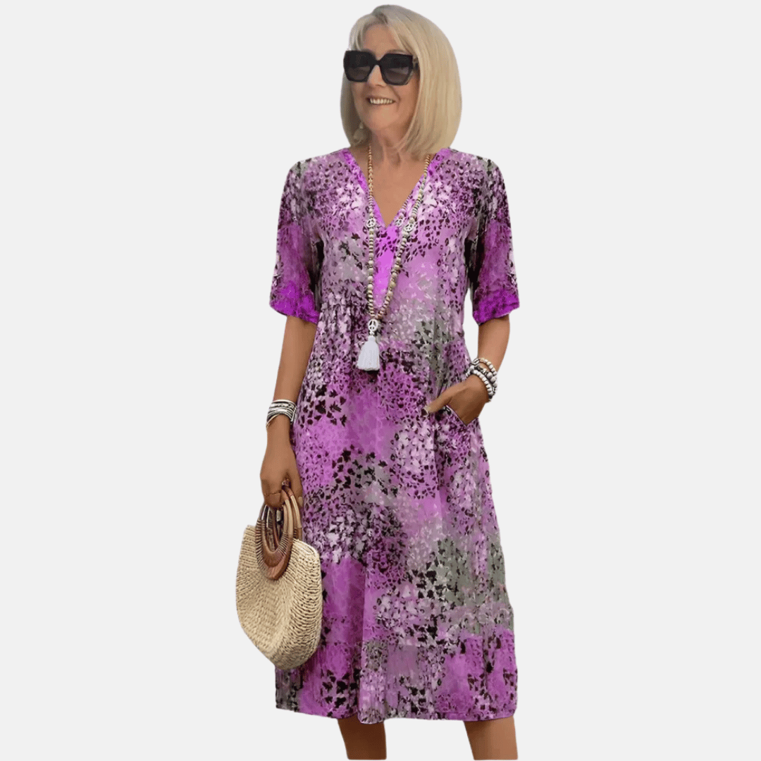 Casual women's vintage style summer dress with a flattering V-neckline and eye-catching 3D print.