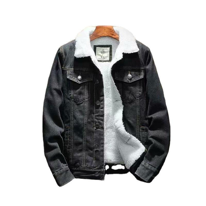 Stylish women's denim jacket with cozy fleece lining. Trendy and warm outerwear, ideal for fall & winter fashion.