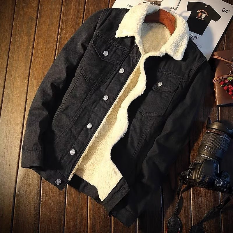 Everyday women's fleece-lined denim jacket. Thickened and warm, offering chic style for fall and winter apparel.