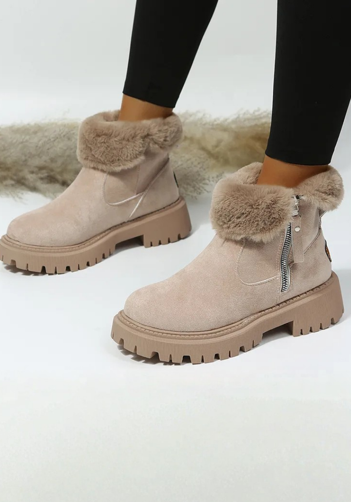 Women's warm winter boots, plush lining, non-slip sole for ultimate comfort and safety