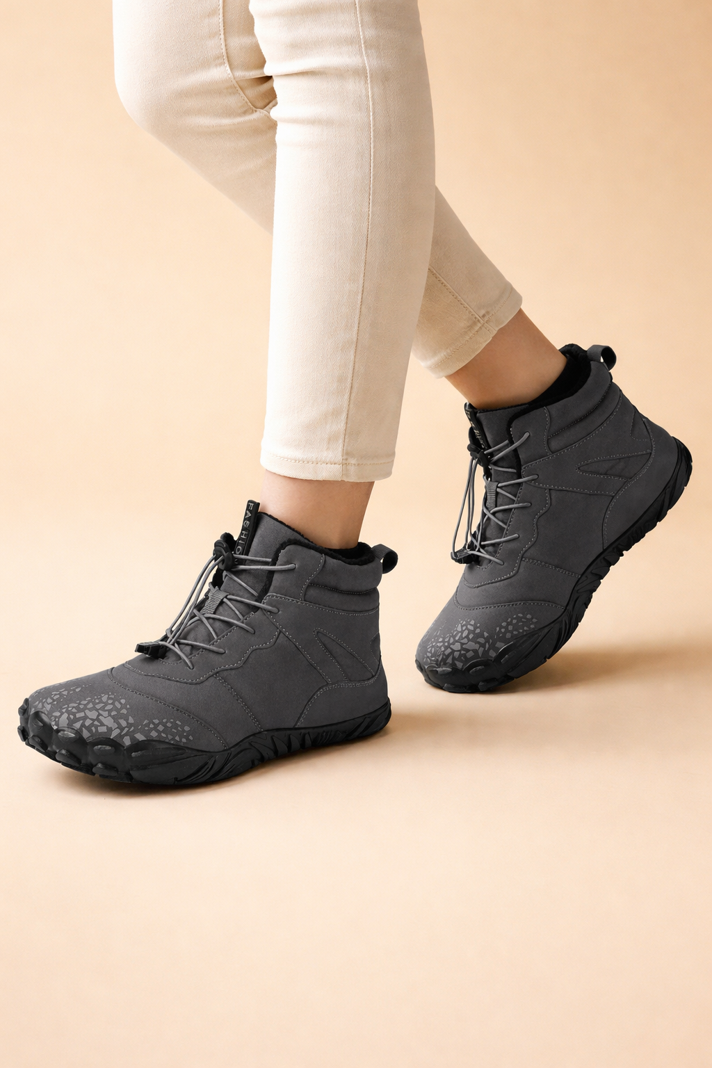 Women's waterproof barefoot winter boots with flexible sole for natural movement, comfortable & stylish.