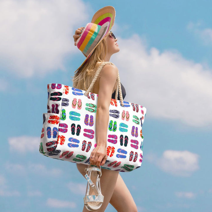Women's waterproof & sandproof carry-all, perfect for pool days.