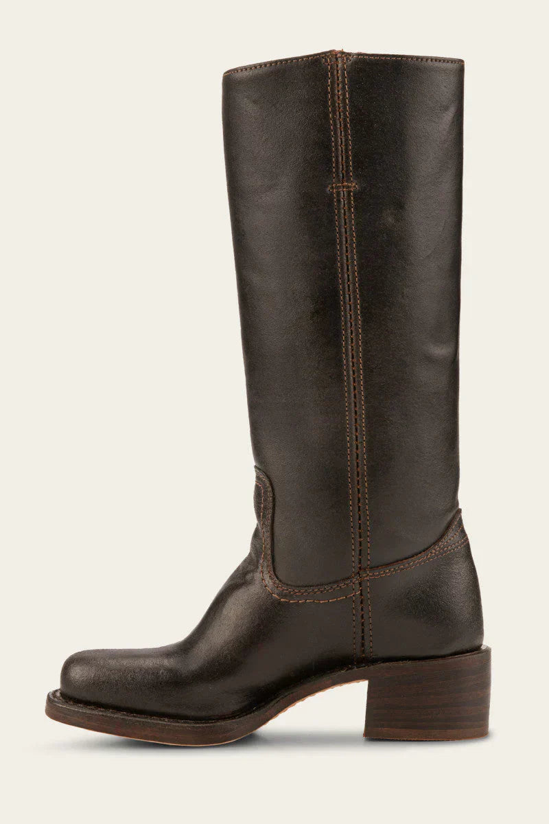 Elegant women's western boots in premium leather, designed with comfortable fit and durable craftsmanship