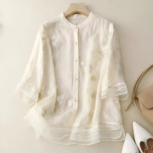 Women's white cotton floral embroidered top with short sleeves, relaxed fit, for summer fashion