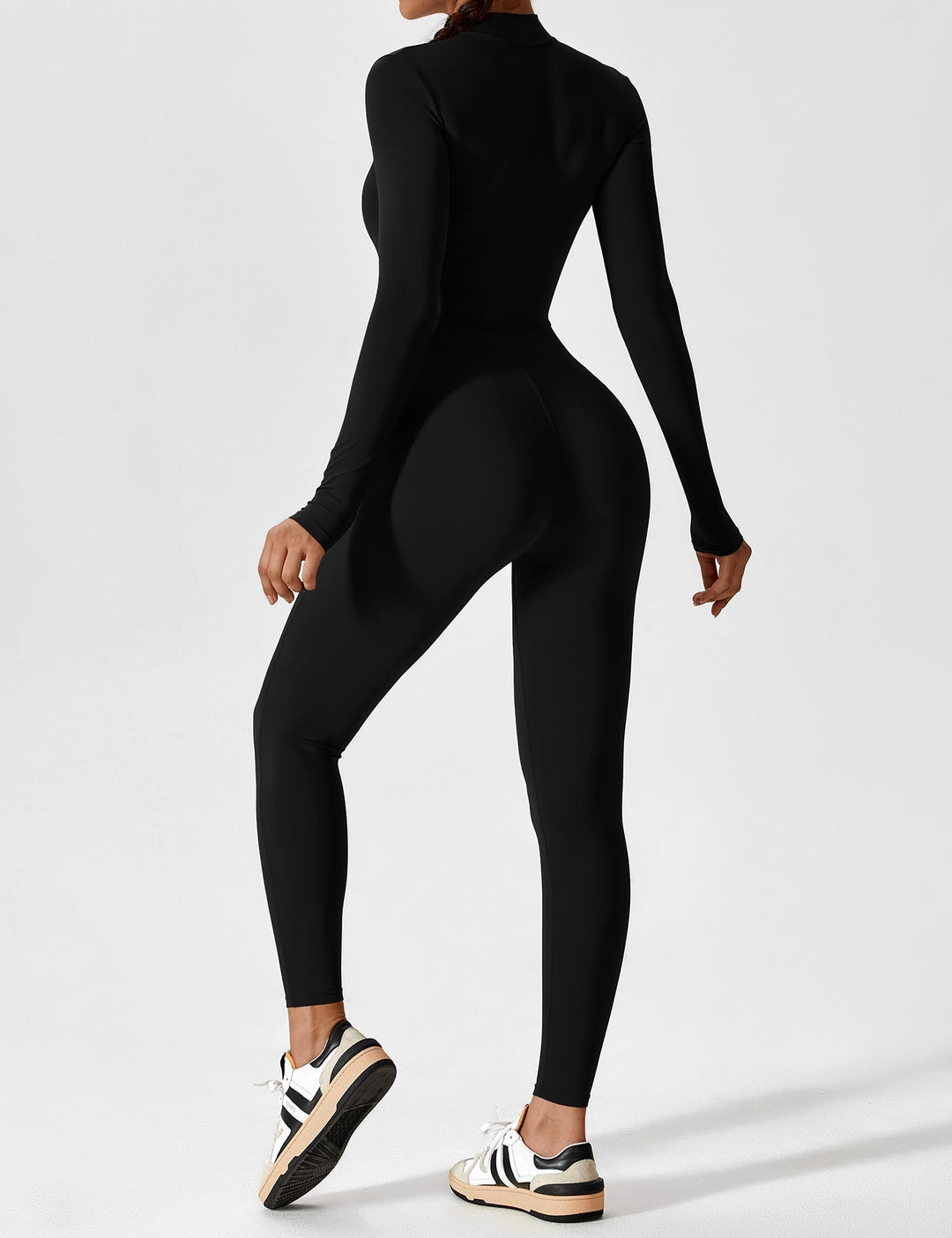 Stylish black two-piece zip lounge set for women, perfect long sleeve summer outfit