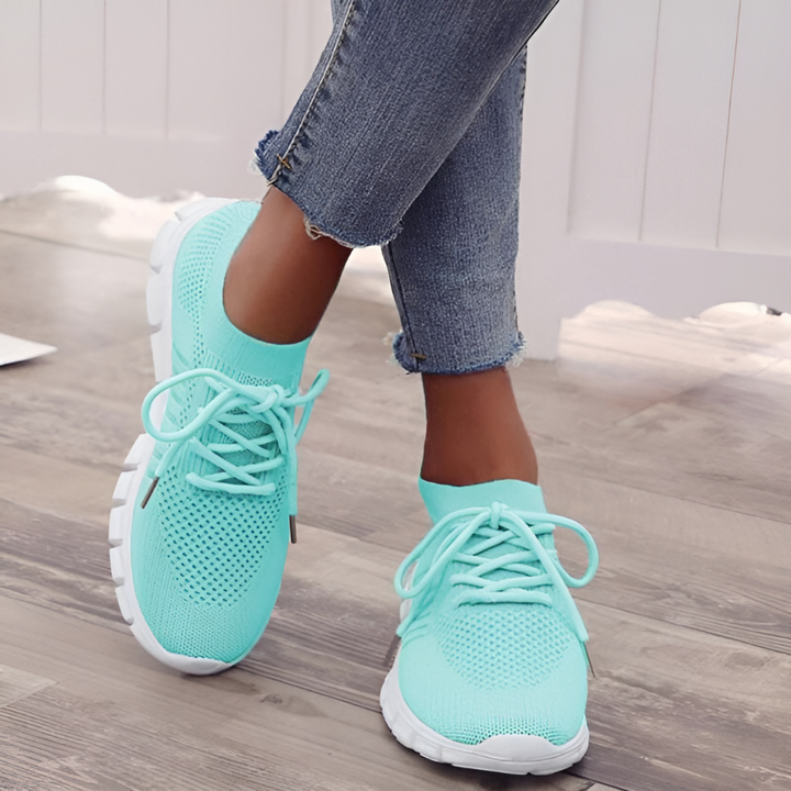 Lightweight and breathable women's orthopedic sneakers, excellent for casual wear and active lifestyles.